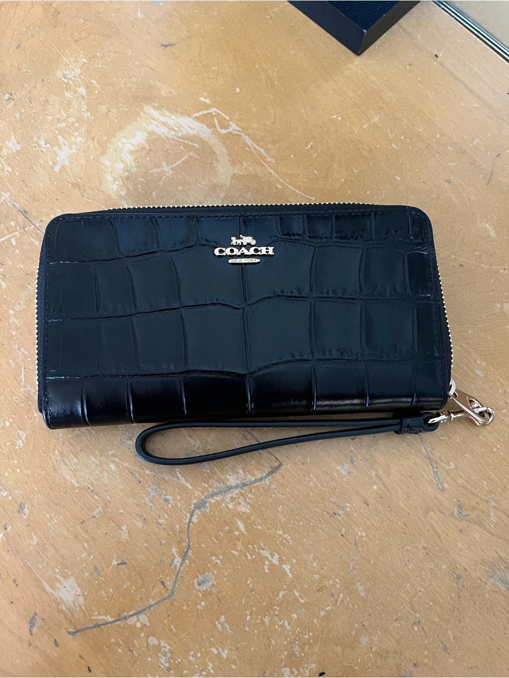 COACH | Large Croc Embossed Zip Around Wallet NWOT